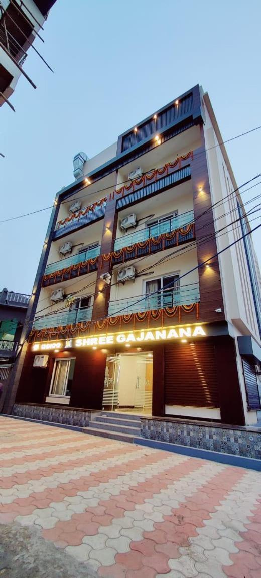 Hotel Mor Shree Gajanana-পুরীর বিচের কাছে শ্রী গজানন হোটেল -lift- Wifi With Restaurant Facilities-near Sea Beach-best Choice Of Travellers 3*