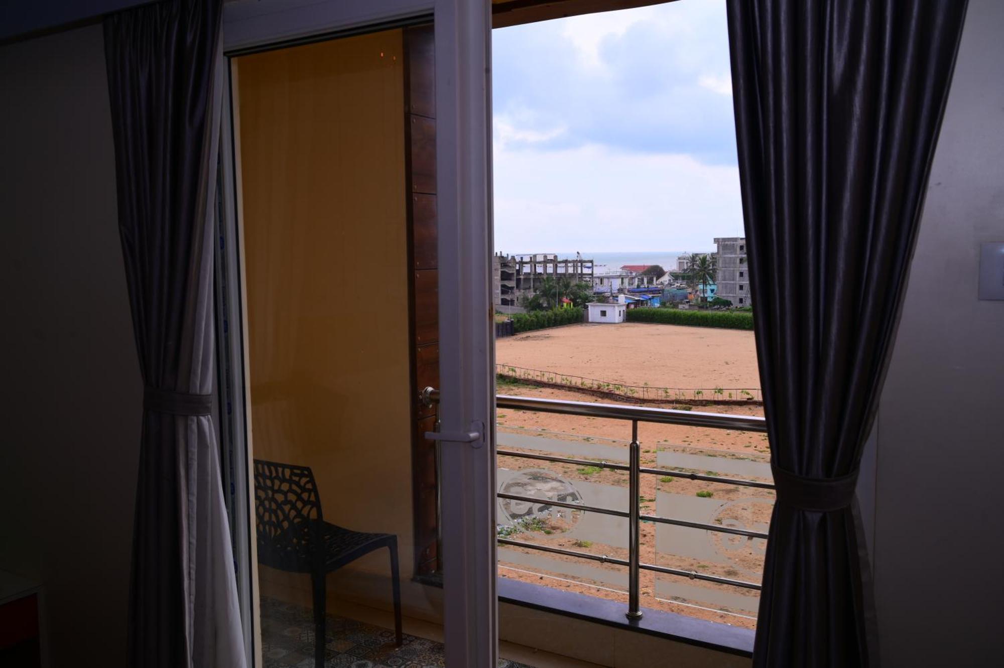 Mor Shree Gajanana-পুরীর বিচের কাছে শ্রী গজানন হোটেল -lift- Wifi With Restaurant Facilities-near Sea Beach-best Choice Of Travellers 3*