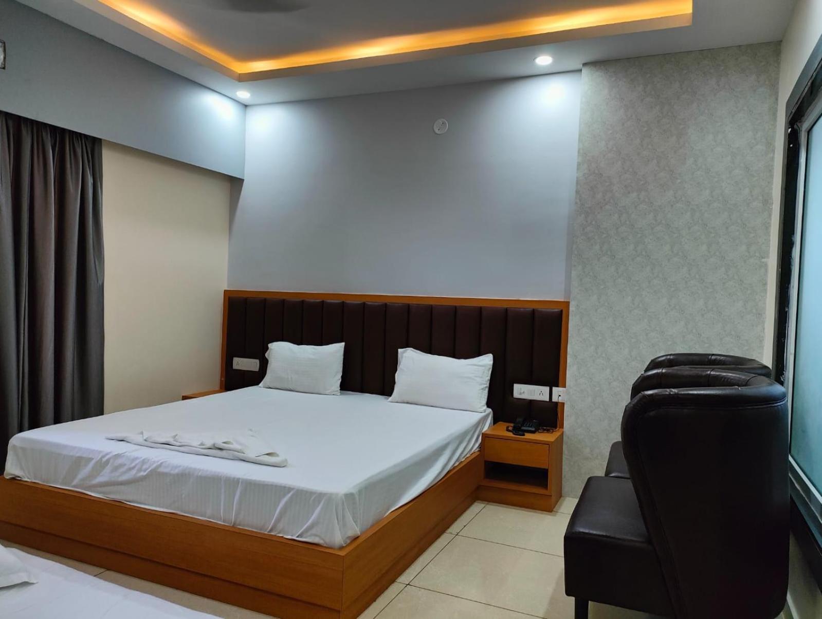 Mor Shree Gajanana-পুরীর বিচের কাছে শ্রী গজানন হোটেল -lift- Wifi With Restaurant Facilities-near Sea Beach-best Choice Of Travellers Hotel 3*