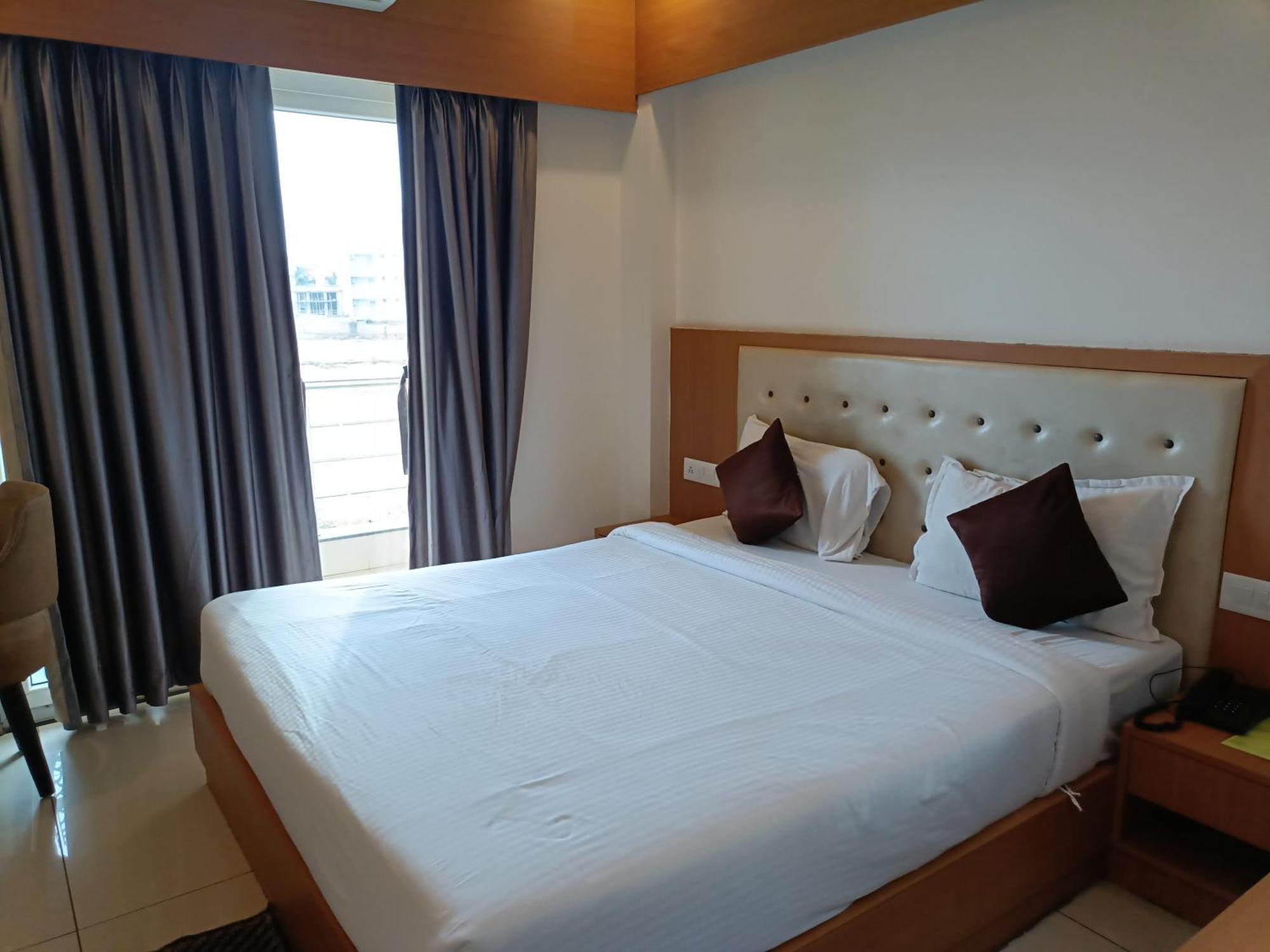 Mor Shree Gajanana-পুরীর বিচের কাছে শ্রী গজানন হোটেল -lift- Wifi With Restaurant Facilities-near Sea Beach-best Choice Of Travellers 3*