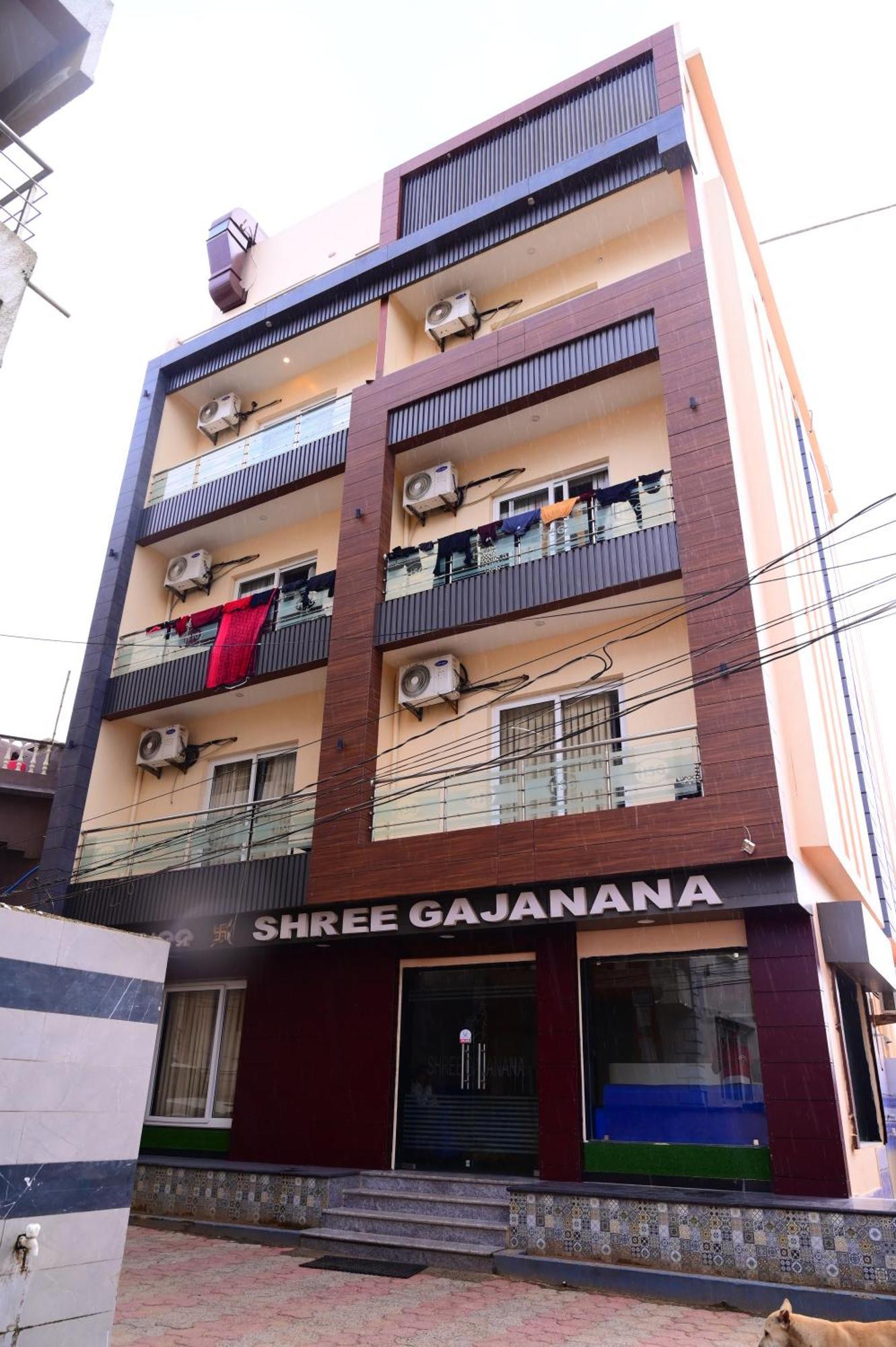 Mor Shree Gajanana-পুরীর বিচের কাছে শ্রী গজানন হোটেল -lift- Wifi With Restaurant Facilities-near Sea Beach-best Choice Of Travellers Hotel