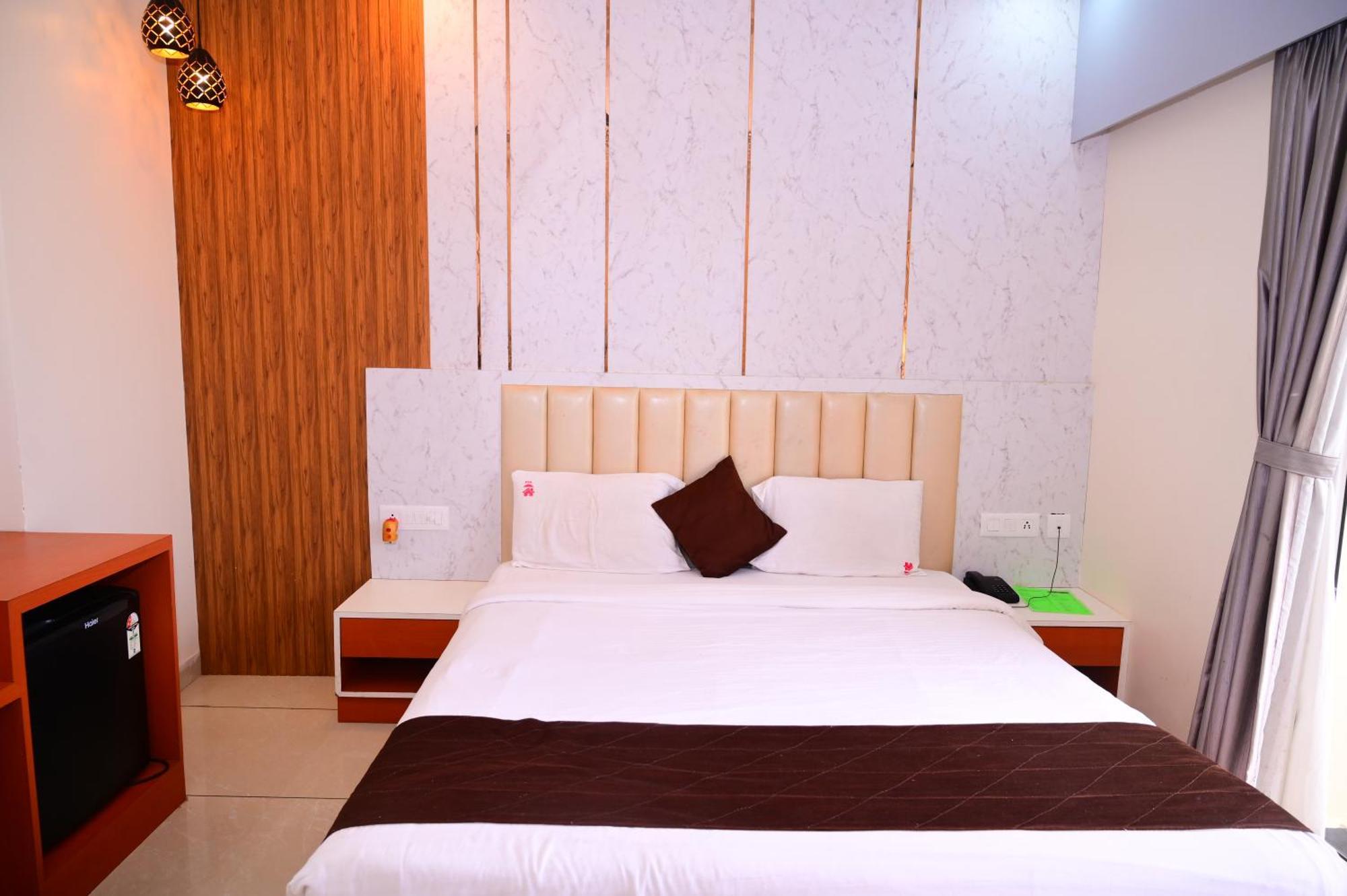 Mor Shree Gajanana-পুরীর বিচের কাছে শ্রী গজানন হোটেল -lift- Wifi With Restaurant Facilities-near Sea Beach-best Choice Of Travellers Hotel Puri