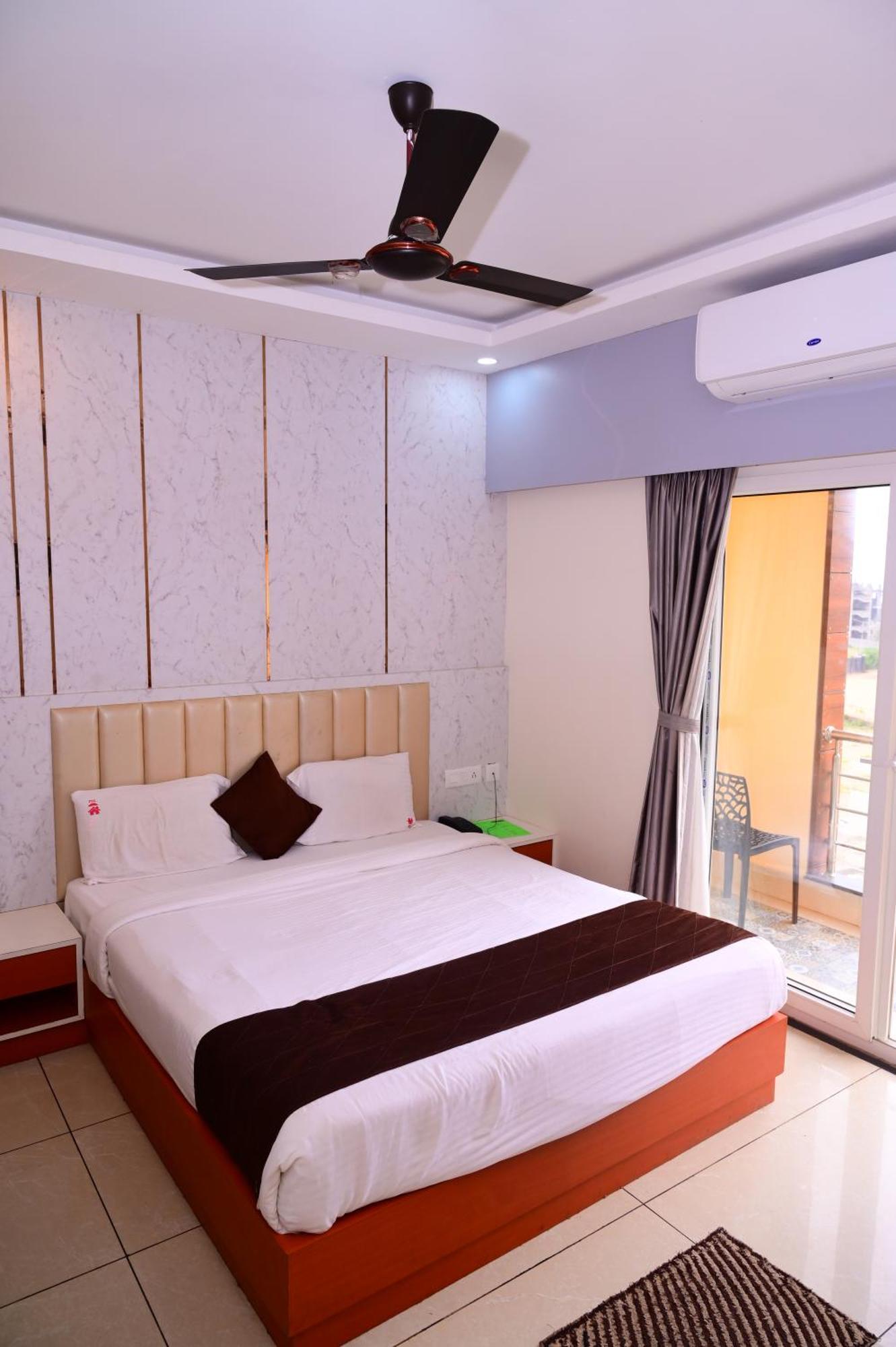 Hotel Mor Shree Gajanana-পুরীর বিচের কাছে শ্রী গজানন হোটেল -lift- Wifi With Restaurant Facilities-near Sea Beach-best Choice Of Travellers
