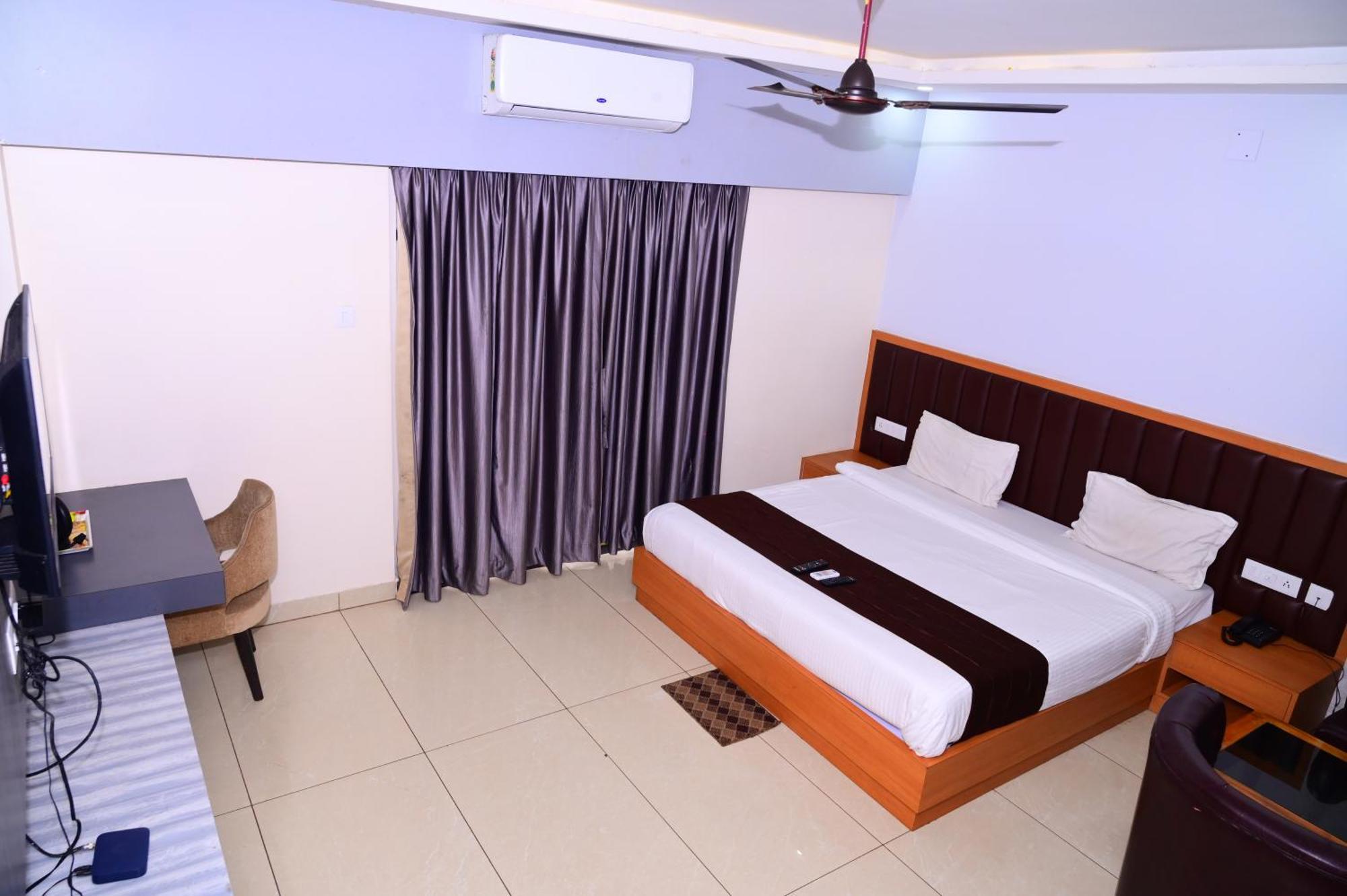 Mor Shree Gajanana-পুরীর বিচের কাছে শ্রী গজানন হোটেল -lift- Wifi With Restaurant Facilities-near Sea Beach-best Choice Of Travellers Hotel 3*