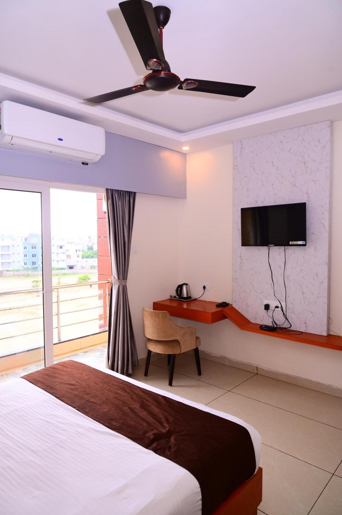Mor Shree Gajanana-পুরীর বিচের কাছে শ্রী গজানন হোটেল -lift- Wifi With Restaurant Facilities-near Sea Beach-best Choice Of Travellers Puri
