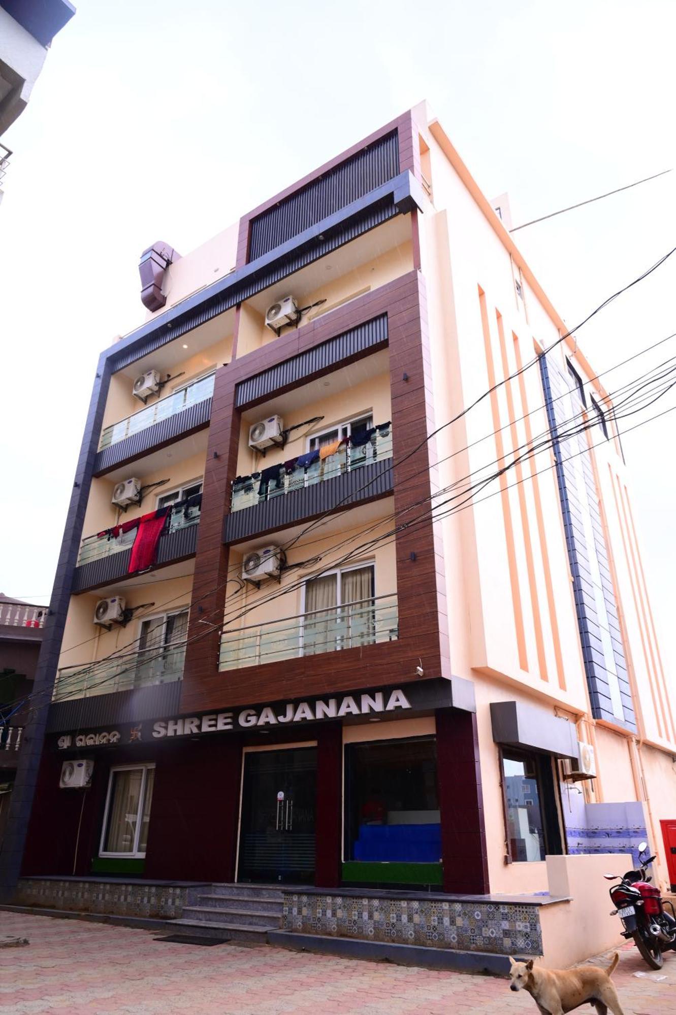 Mor Shree Gajanana-পুরীর বিচের কাছে শ্রী গজানন হোটেল -lift- Wifi With Restaurant Facilities-near Sea Beach-best Choice Of Travellers 3*
