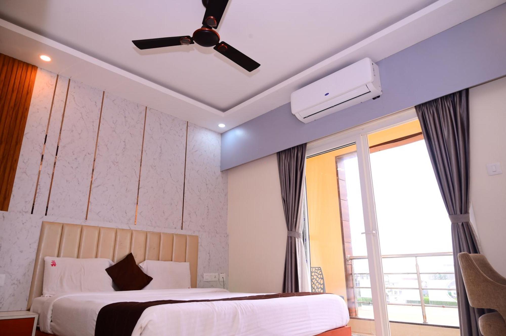 Mor Shree Gajanana-পুরীর বিচের কাছে শ্রী গজানন হোটেল -lift- Wifi With Restaurant Facilities-near Sea Beach-best Choice Of Travellers Hotel 3*